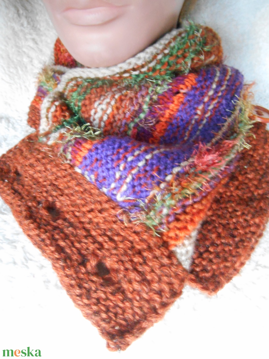 Free style knitting//freeform sál gombokkal /nyakmelegítő - ruha & divat - sál, sapka, kendő - sál - Meska.hu