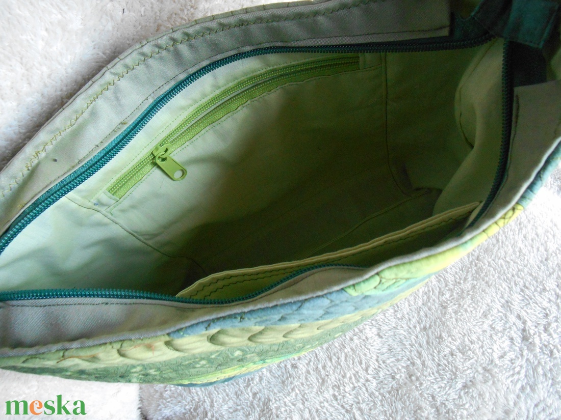 Tavaszi válltáska / zöld táska / cérnarajzos zöld táska - táska & tok - kézitáska & válltáska - válltáska - Meska.hu