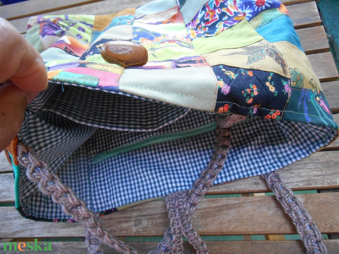 Zöldes mozaik táska / patchwork szatyor / Zero Waste - táska & tok - kézitáska & válltáska - kézitáska - Meska.hu Zöldes mozaik táska / patchwork szatyor / Zero Waste - táska & tok - kézitáska & válltáska - kézitáska - Meska.hu