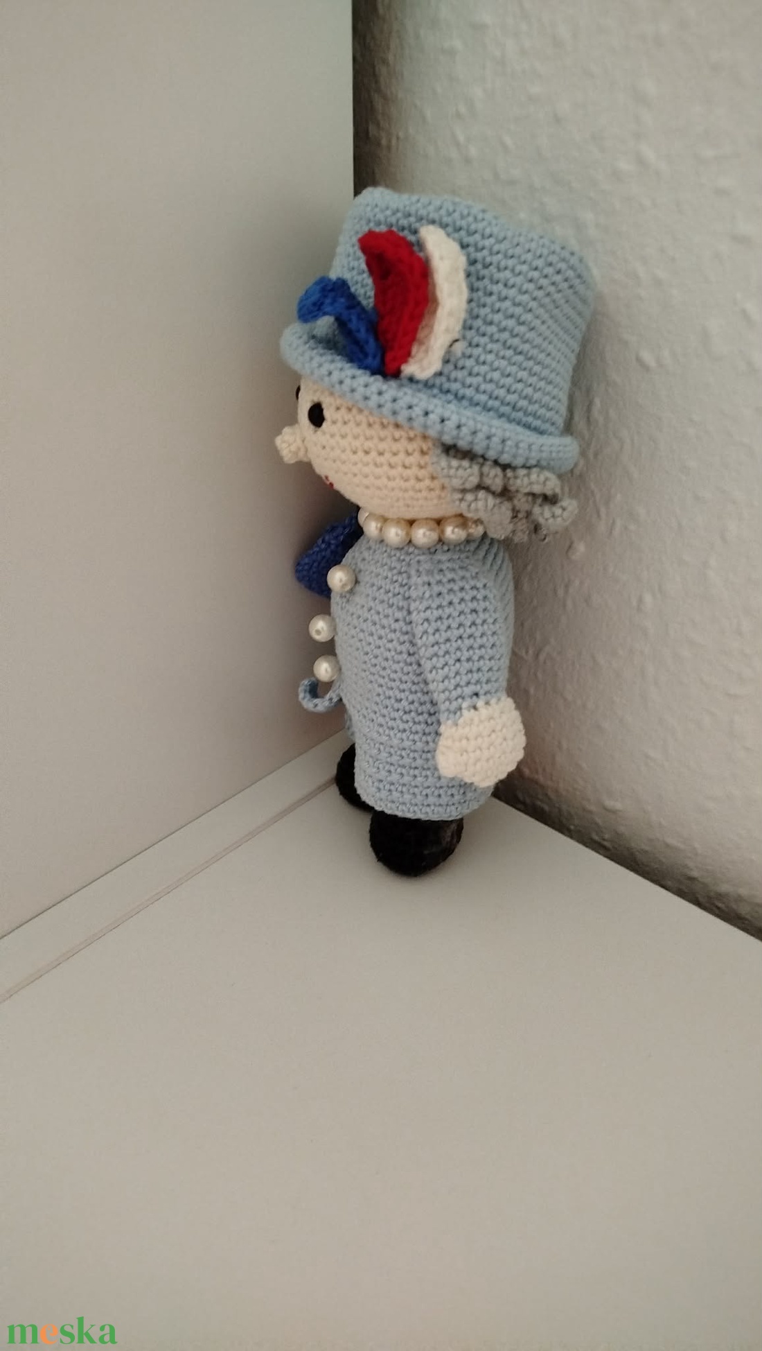 II.Erzsébet brit királynő - játék & sport - plüssállat & játékfigura - ember - Meska.hu