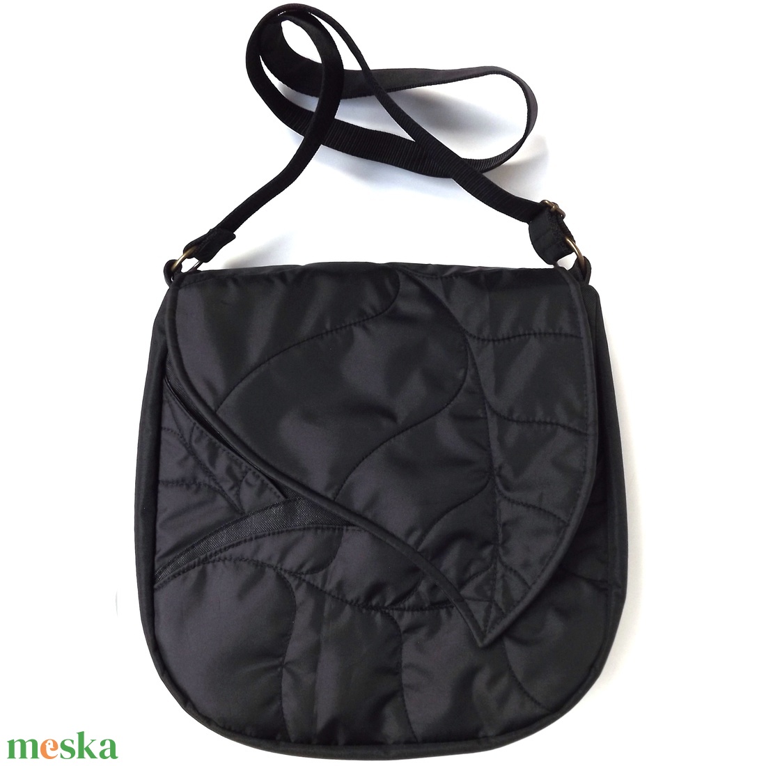 Nagyméretű válltáska - táska & tok - kézitáska & válltáska - vállon átvethető táska - Meska.hu