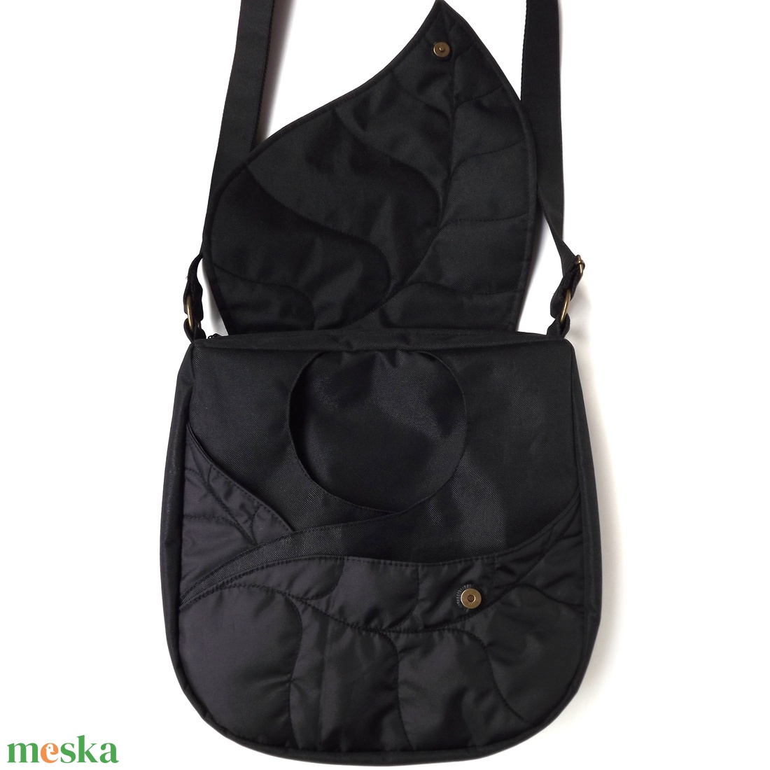 Nagyméretű válltáska - táska & tok - kézitáska & válltáska - vállon átvethető táska - Meska.hu