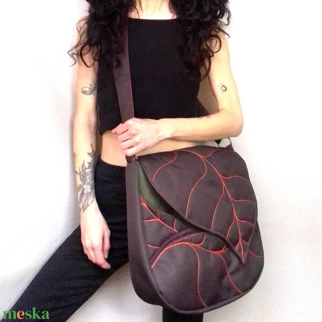 Nagyméretű válltáska - táska & tok - kézitáska & válltáska - vállon átvethető táska - Meska.hu