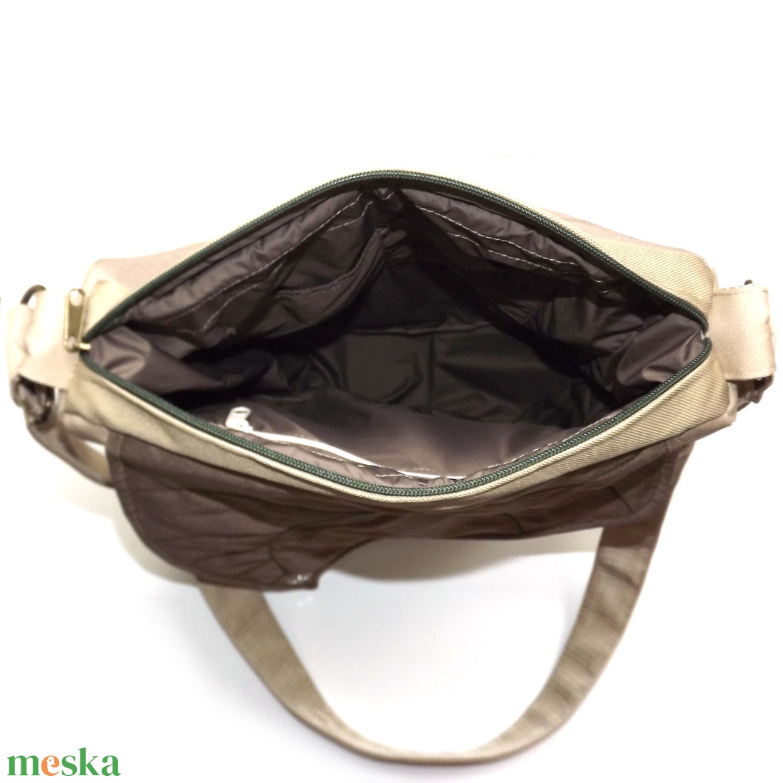 Nagyméretű válltáska - táska & tok - kézitáska & válltáska - vállon átvethető táska - Meska.hu