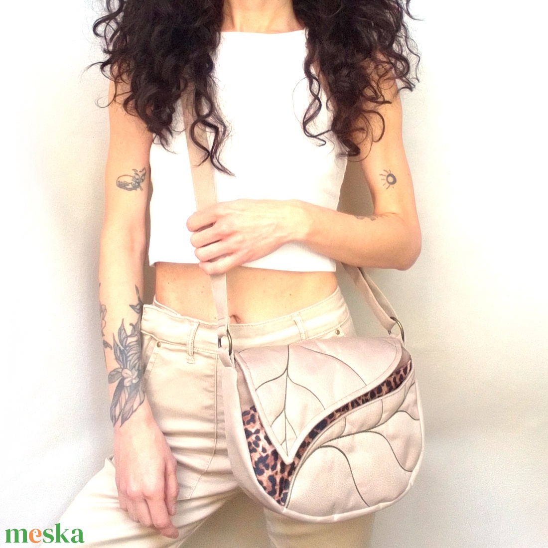 Kisméretű válltáska - táska & tok - kézitáska & válltáska - vállon átvethető táska - Meska.hu