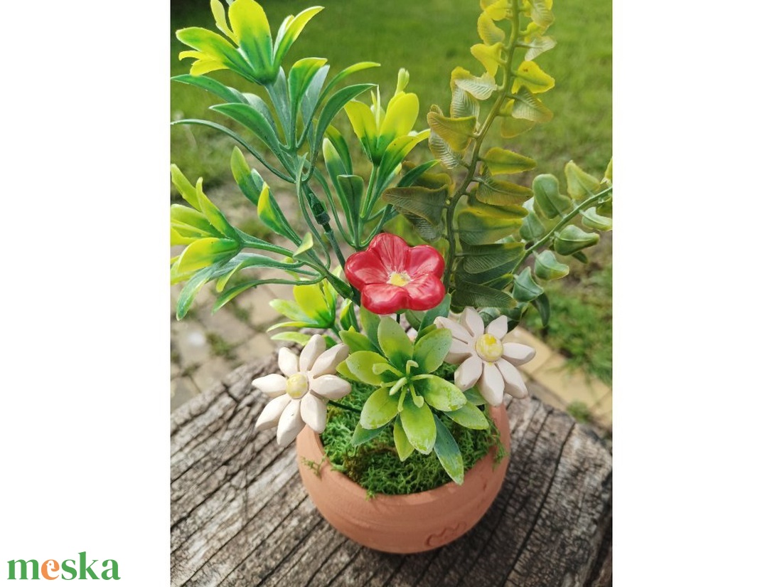 Primula-margaréta kerámiavirág kaspóban - művészet - Meska.hu