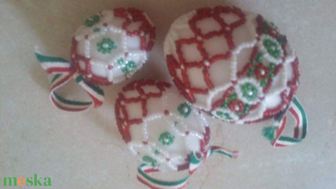 Gyöngyös tojások - karácsony - karácsonyi lakásdekoráció - ünnepi asztaldekoráció - Meska.hu