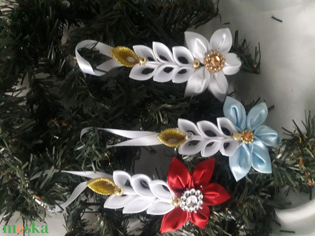 Kanzashi gyertyák - karácsony - karácsonyi lakásdekoráció - karácsonyfadíszek - Meska.hu Kanzashi gyertyák - karácsony - karácsonyi lakásdekoráció - karácsonyfadíszek - Meska.hu