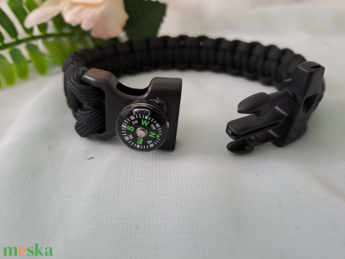 Paracord karkötő, túlélő karkötő - ékszer - karkötő - fonott karkötő - Meska.hu