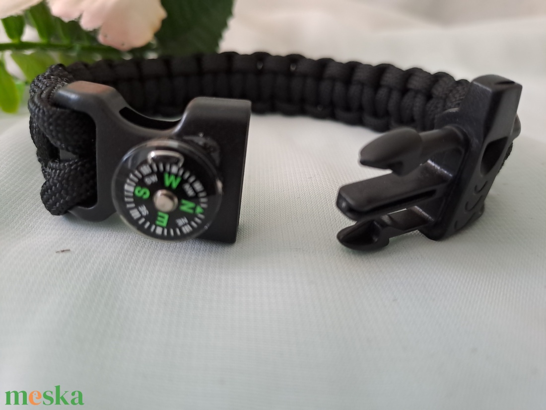 Paracord karkötő, túlélő karkötő - ékszer - karkötő - fonott karkötő - Meska.hu