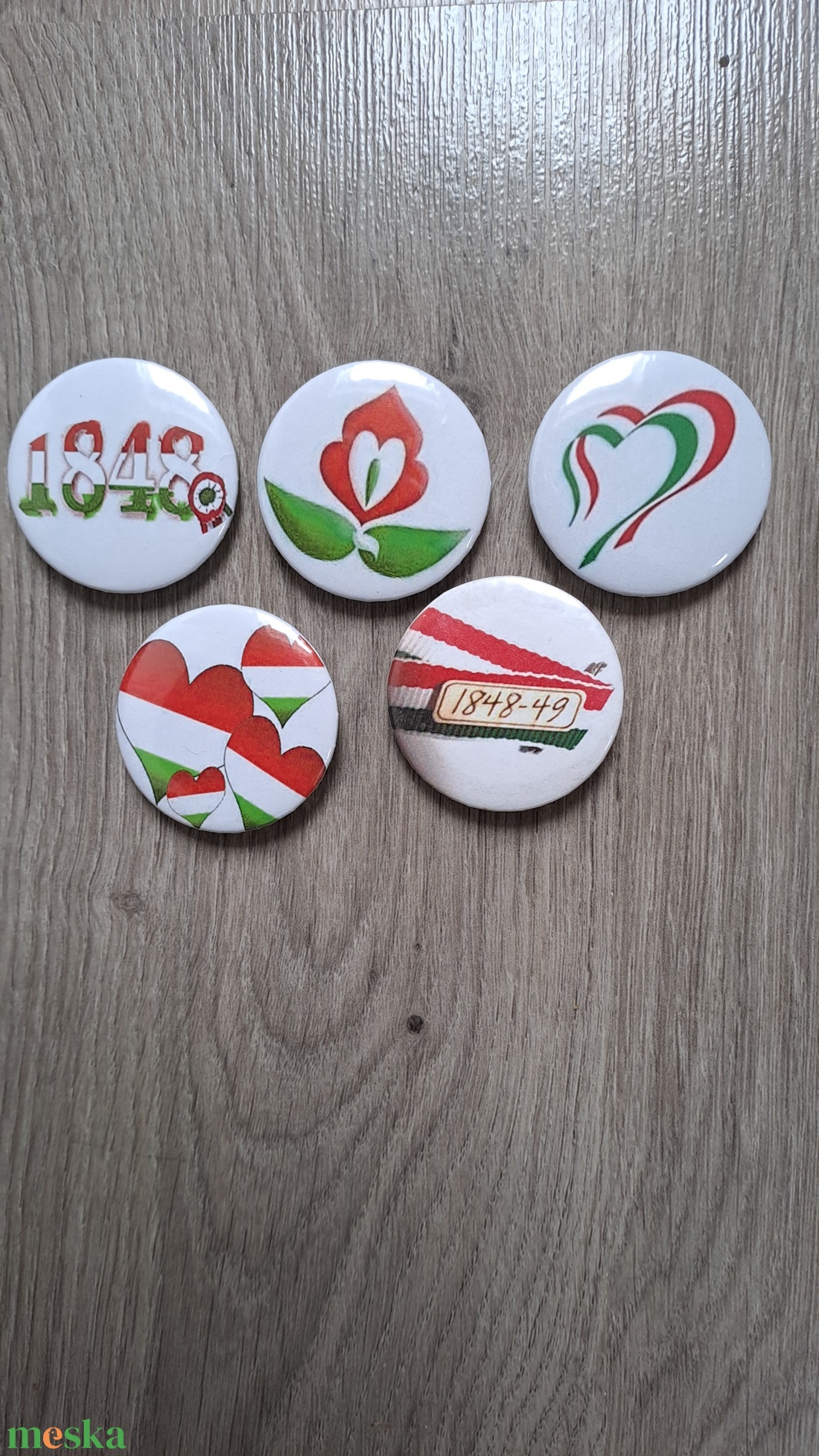 Nemzeti színű kitűzők - táska & tok - kulcstartó & táskadísz - táskadísz - Meska.hu Nemzeti színű kitűzők - táska & tok - kulcstartó & táskadísz - táskadísz - Meska.hu