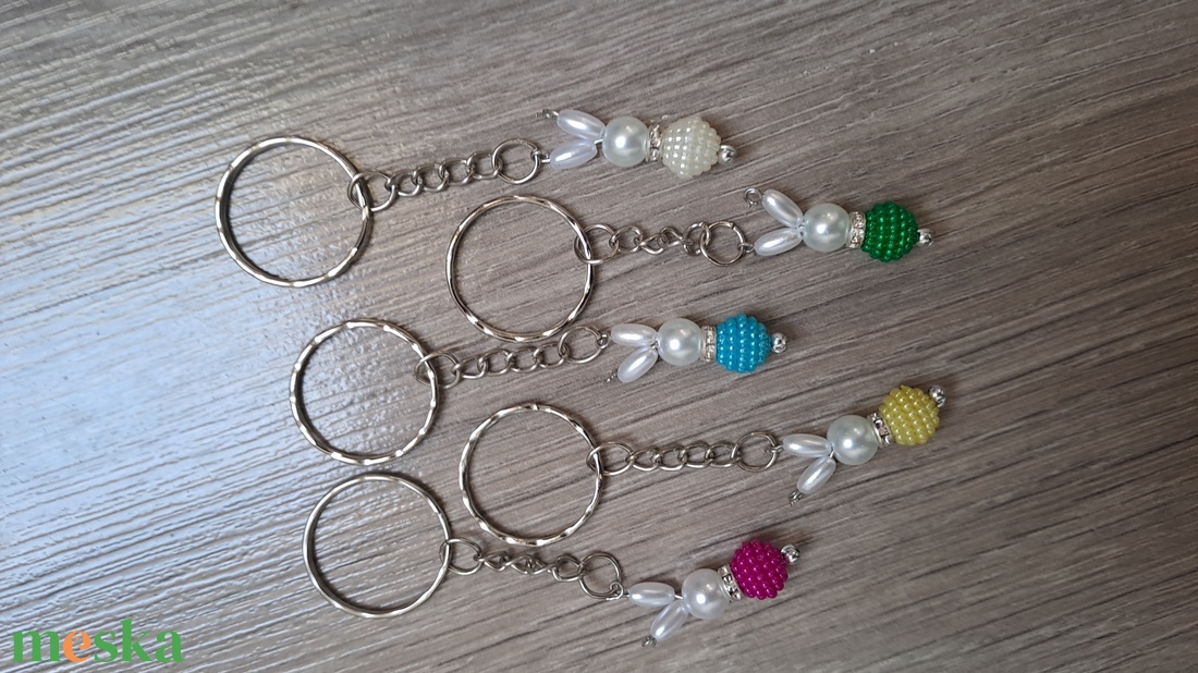 Húsvéti nyuszis kulcstartó - táska & tok - kulcstartó & táskadísz - kulcstartó - Meska.hu