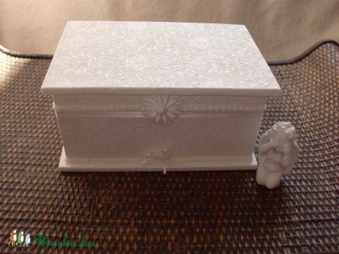 ESKÜVŐI AJÁNDÉK ÉS PÉNZGYŰJTŐ DOBOZ   -  - Meska.hu