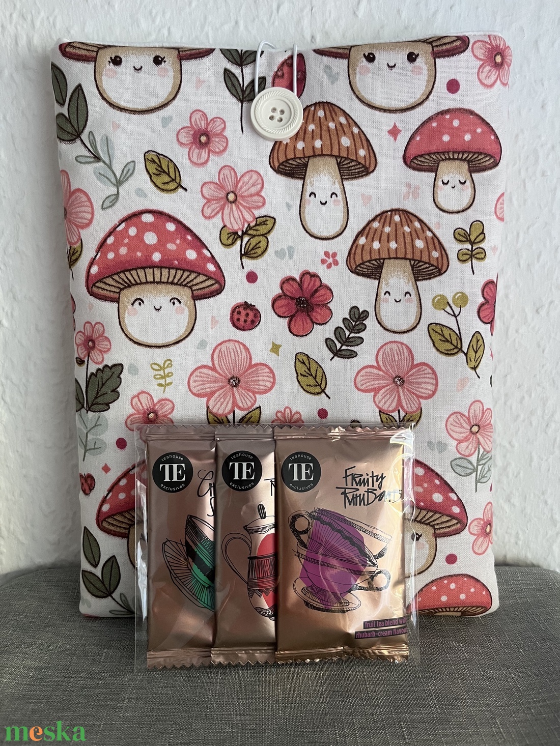 Mókás gombás mintás könyvvédő tok - könyv & zene - könyvtok - Meska.hu