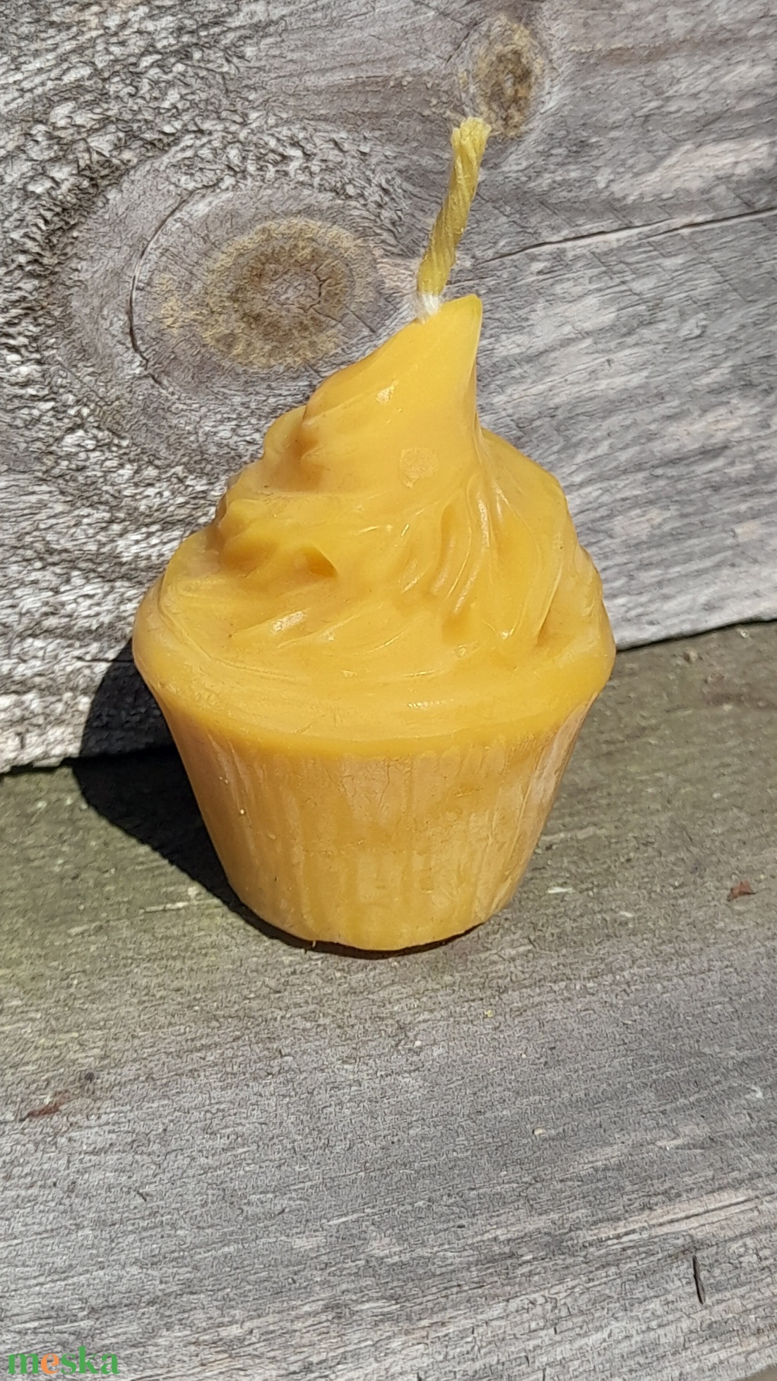 Muffin gyertya - kellékek & szerszámok - vegyes alapanyag - gyertya alapanyag - méhviasz gyertya alapanyag - Meska.hu