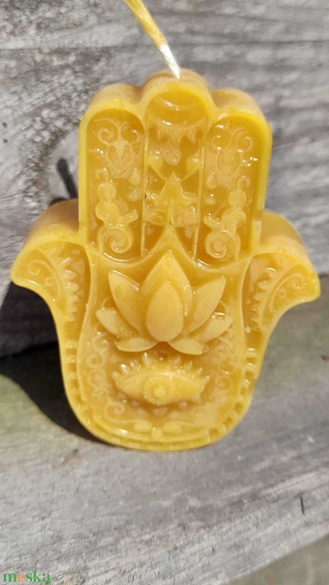 Hamsa kéz gyertya - kellékek & szerszámok - vegyes alapanyag - gyertya alapanyag - méhviasz gyertya alapanyag - Meska.hu