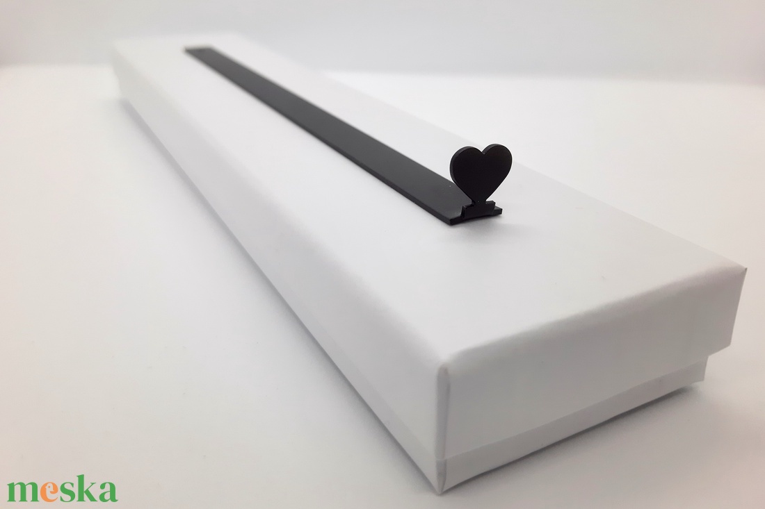 Szíves könyvjelző - otthon & életmód - papír, írószer - Meska.hu