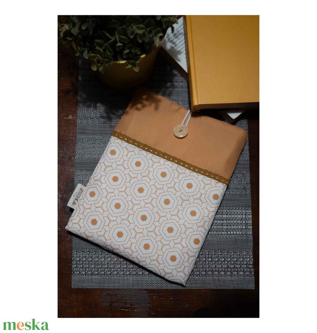 Könyvtok Csipkés - otthon & életmód - papír, írószer - könyv- és füzetborító - Meska.hu