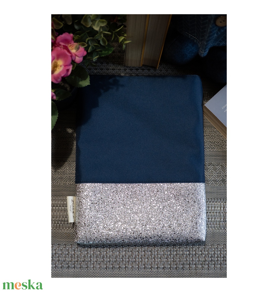 Könyvtok Csillogós műbőr ezüst -kék - otthon & életmód - papír, írószer - könyv- és füzetborító - Meska.hu