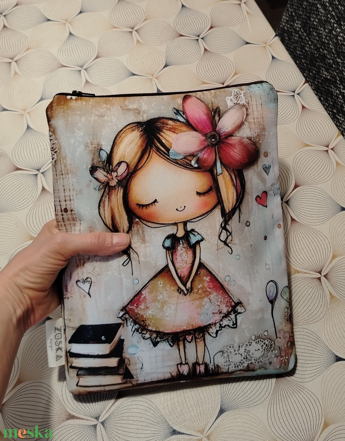 Könyvtok Cuki kislány vízhatlan - otthon & életmód - papír, írószer - könyv- és füzetborító - Meska.hu