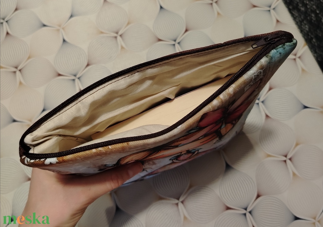 Könyvtok Cuki kislány vízhatlan - otthon & életmód - papír, írószer - könyv- és füzetborító - Meska.hu