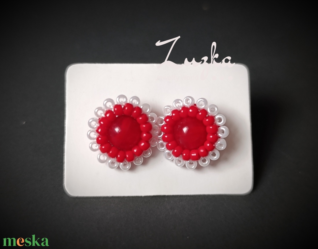 Aprócska bedugós fülbevaló - ékszer - fülbevaló - pötty fülbevaló - Meska.hu