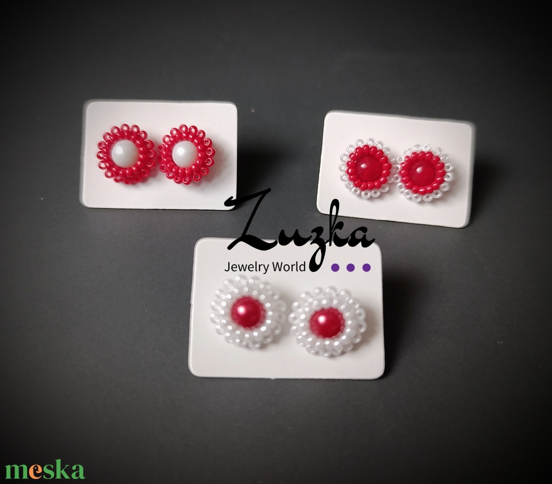 Aprócska bedugós fülbevaló - ékszer - fülbevaló - pötty fülbevaló - Meska.hu