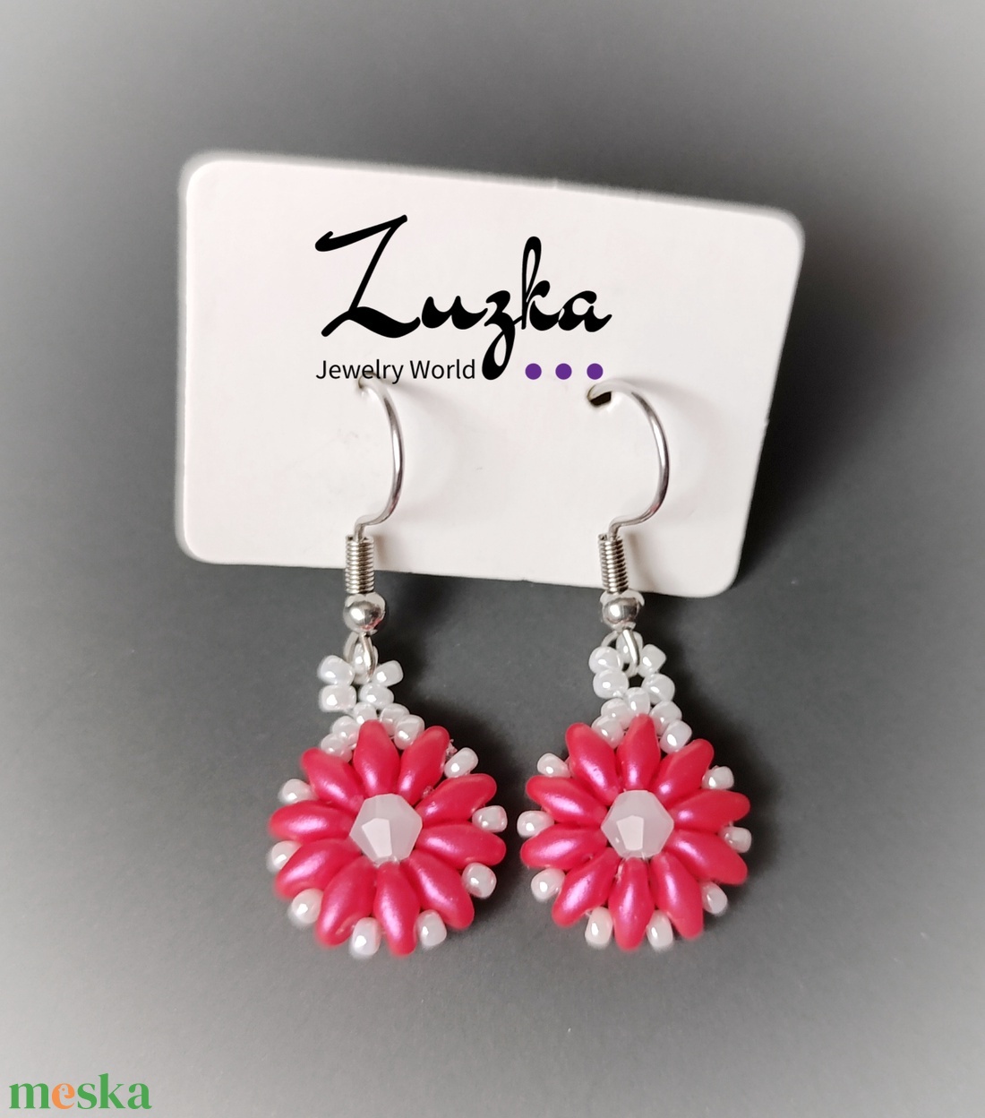 Virágos lógós fülbevaló - ékszer - fülbevaló - lógó fülbevaló - Meska.hu