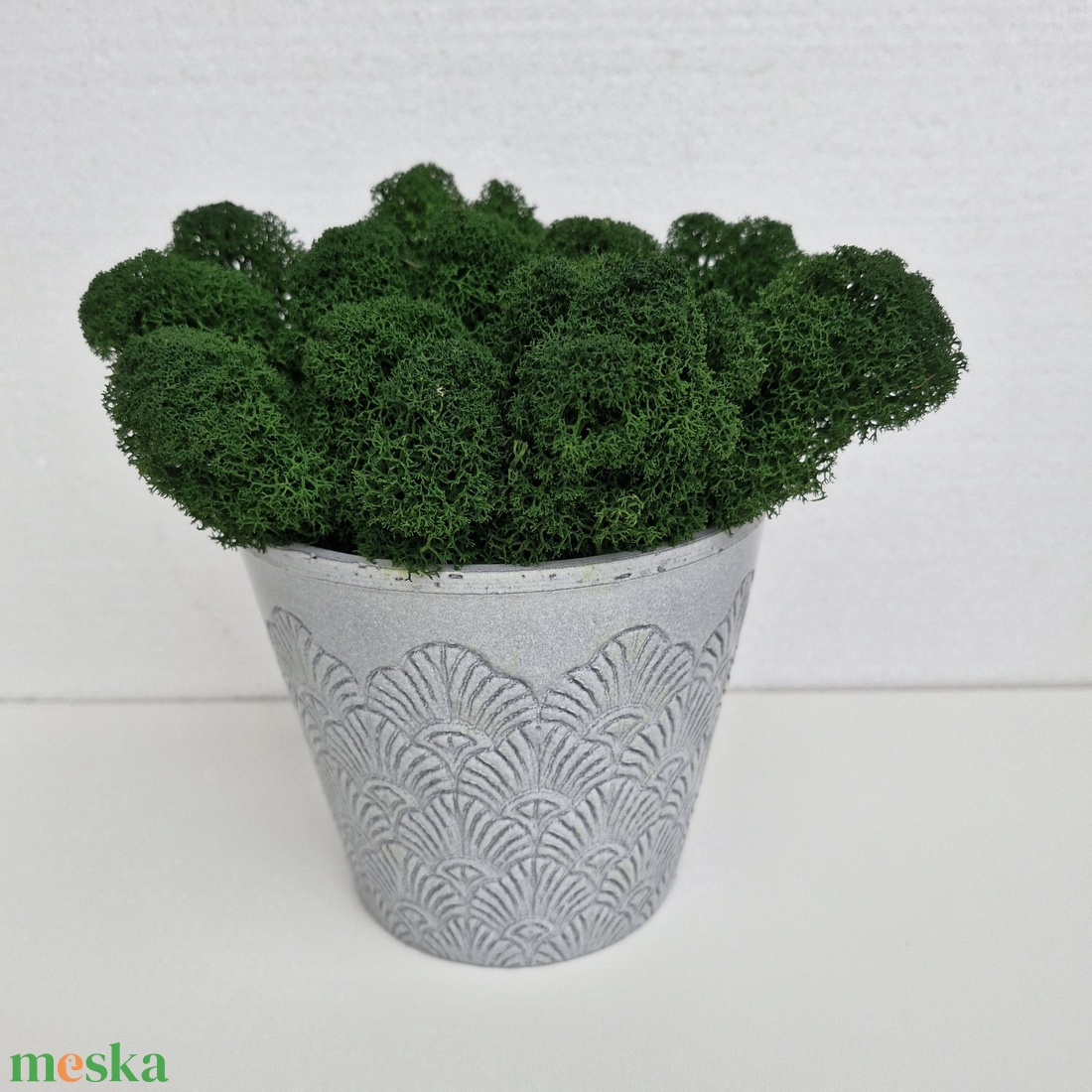 Elegáns kaspó izlandi zuzmóval (kivehető) ezüst díszekkel - otthon & életmód - dekoráció - asztal és polc dekoráció - zuzmódekoráció, mohadekoráció - Meska.hu