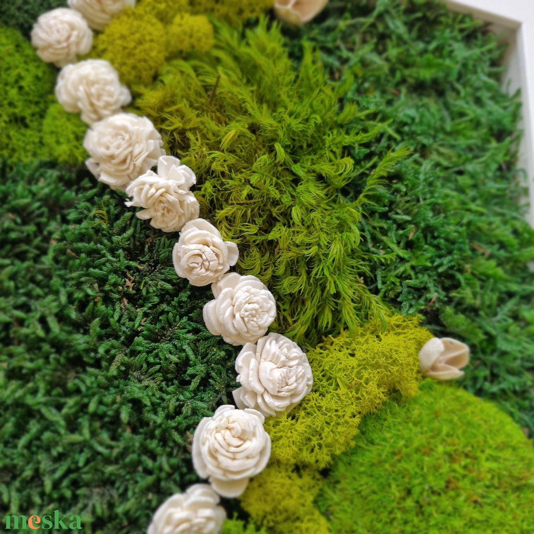 Tavaszi mohakép fehér virágokkal - otthon & életmód - dekoráció - fali és függő dekoráció - zuzmókép, mohakép - Meska.hu