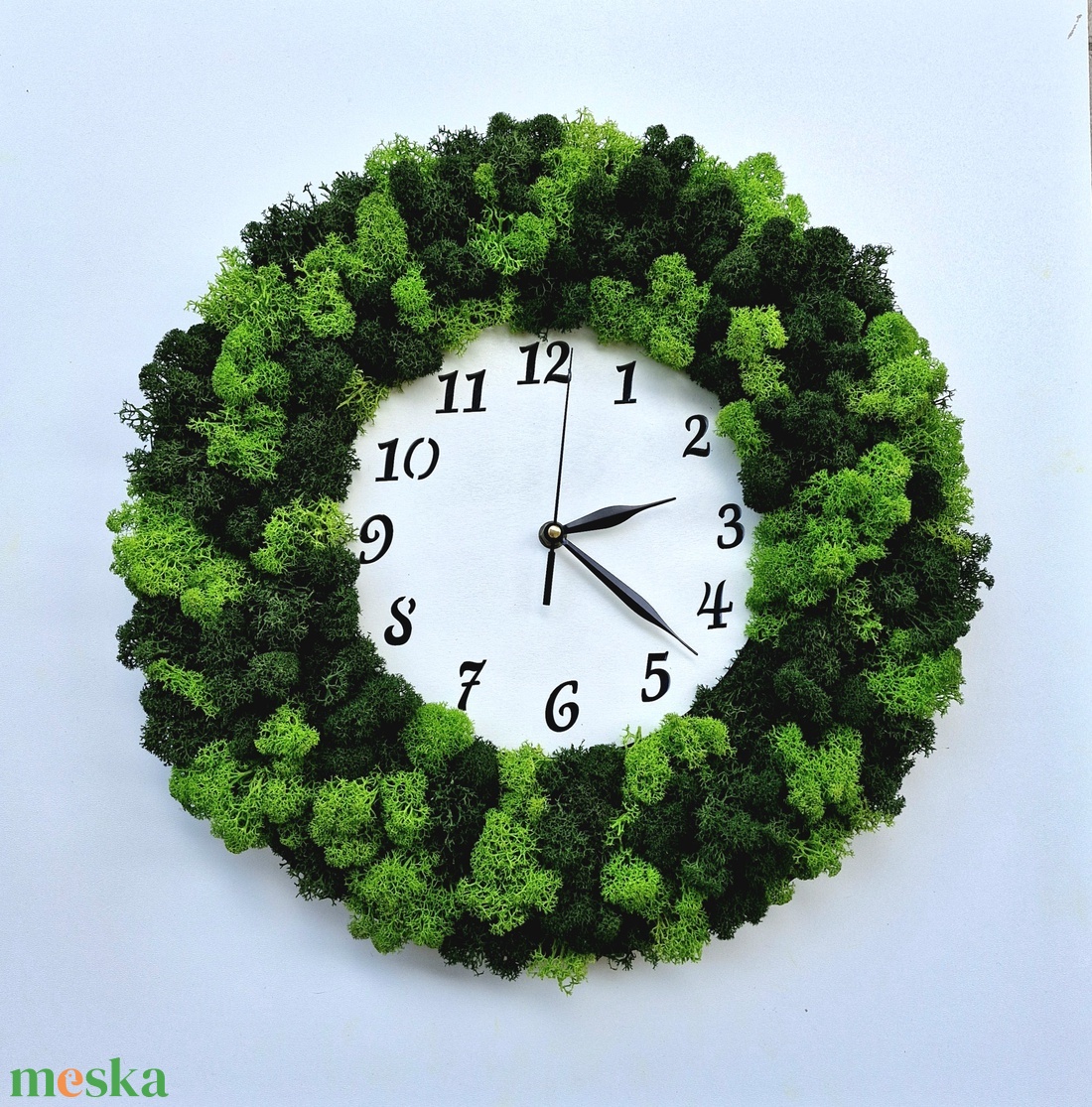Zuzmós falióra számokkal - gondozásmentes stabilizált izlandi zuzmóval, izlandi moha - otthon & életmód - dekoráció - fali és függő dekoráció - falióra & óra - Meska.hu