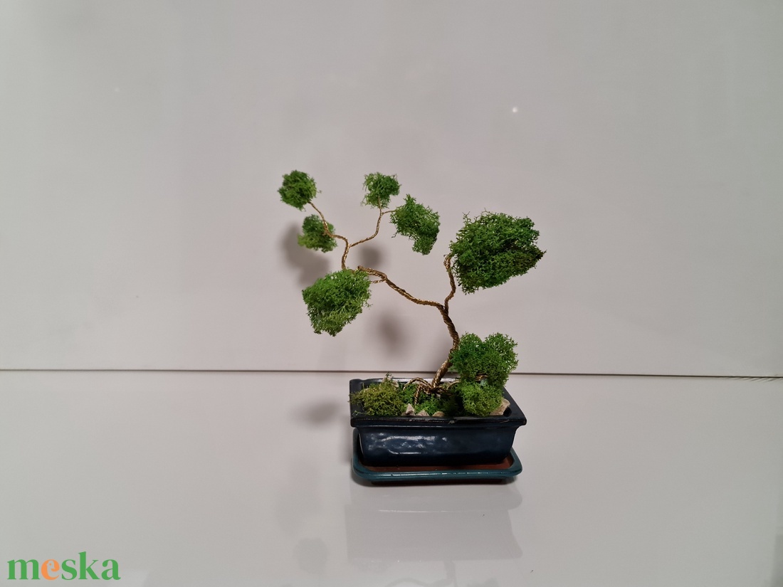 Bonsai - Izlandi zuzmóval és sárgaréz huzallal - otthon & életmód - dekoráció - asztal és polc dekoráció - asztaldísz - Meska.hu