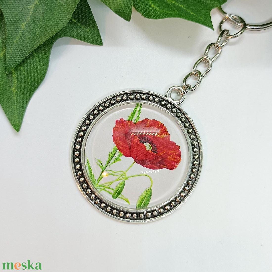 Piros pipacs medálos kulcstartó - táska & tok - kulcstartó & táskadísz - kulcstartó - Meska.hu