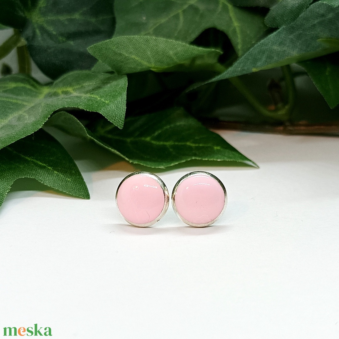 Pasztell színkavalkád műgyanta pötty fülbevalók - ékszer - fülbevaló - pötty fülbevaló - Meska.hu