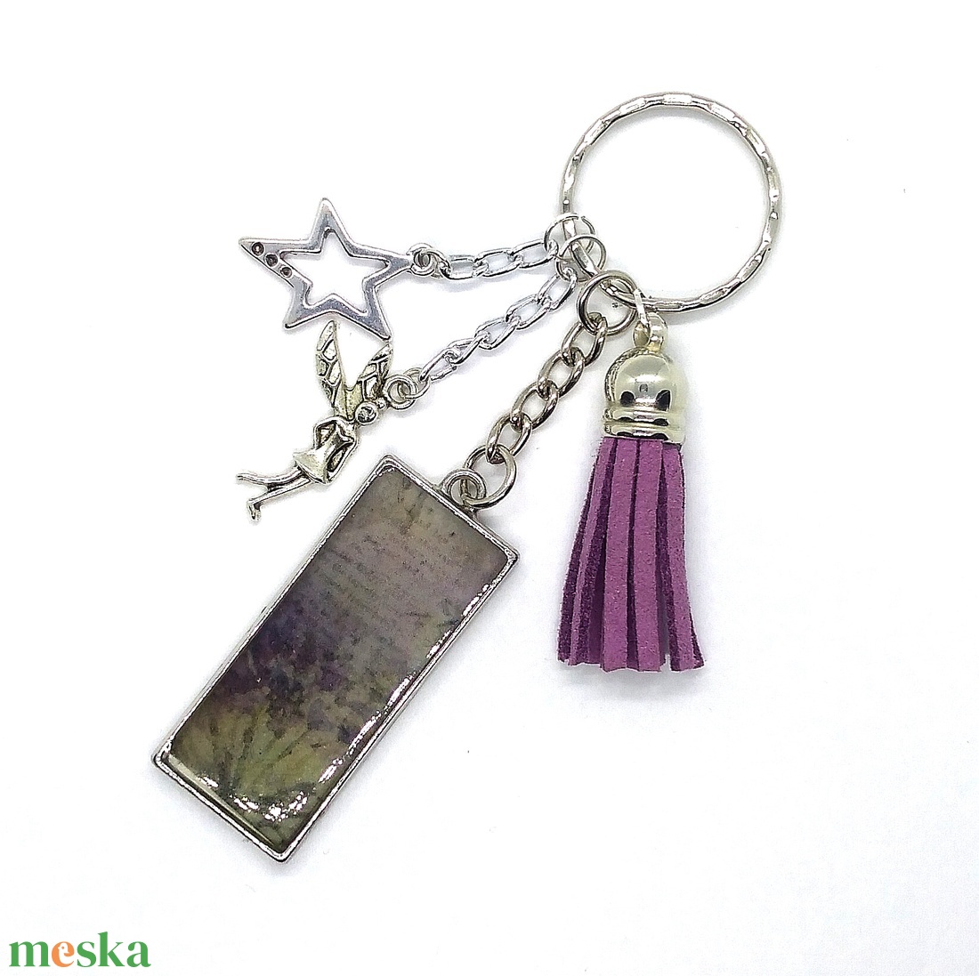 Lila rojtos, műgyanta medálos kulcstartó ezüst színű angyalka és csillag fityegővel - táska & tok - kulcstartó & táskadísz - kulcstartó - Meska.hu