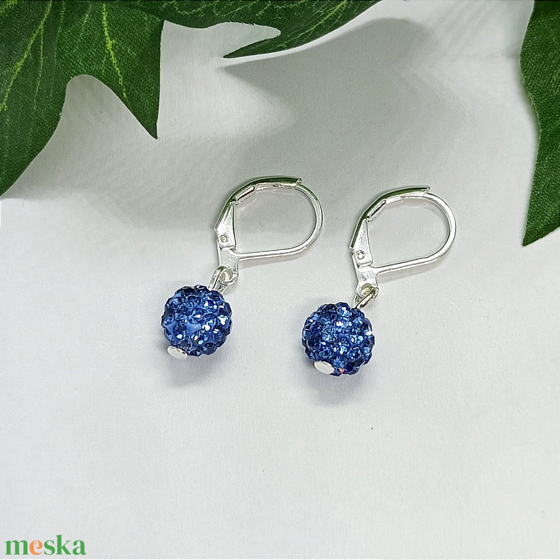 Kék csillogó shamballa gyöngyös lógós fülbevaló  - ékszer - fülbevaló - lógó fülbevaló - Meska.hu