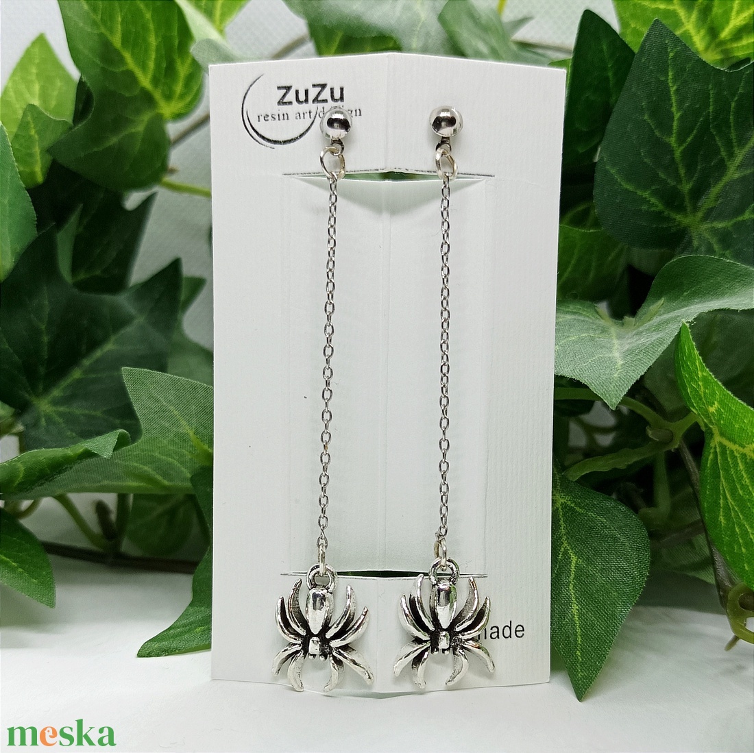 Ezüst színű Halloween pók medálos beszúrós fülbevaló - otthon & életmód - dekoráció - halloween - halloweeni ékszerek - Meska.hu Ezüst színű Halloween pók medálos beszúrós fülbevaló - otthon & életmód - dekoráció - halloween - halloweeni ékszerek - Meska.hu
