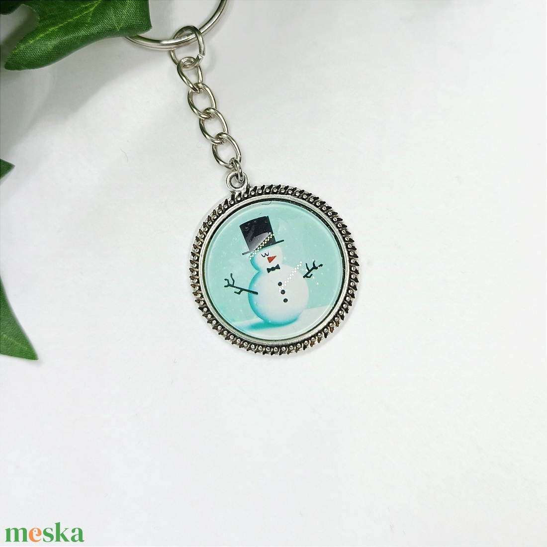 Hóember medálos kulcstartó - táska & tok - kulcstartó & táskadísz - kulcstartó - Meska.hu
