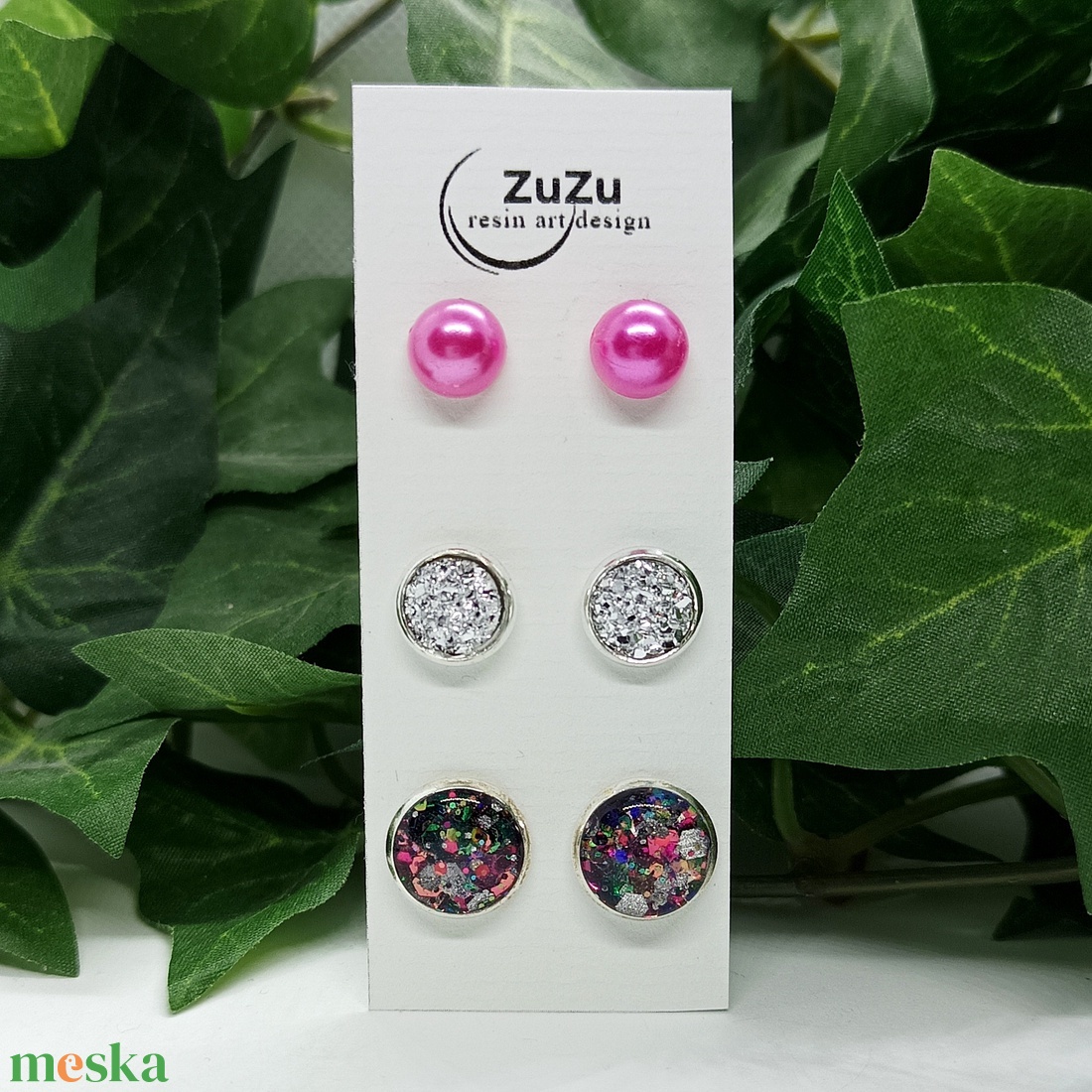 Pink-mályva-ezüst színkavalkád pötty fülbevalók - ékszer - fülbevaló - pötty fülbevaló - Meska.hu Pink-mályva-ezüst színkavalkád pötty fülbevalók - ékszer - fülbevaló - pötty fülbevaló - Meska.hu