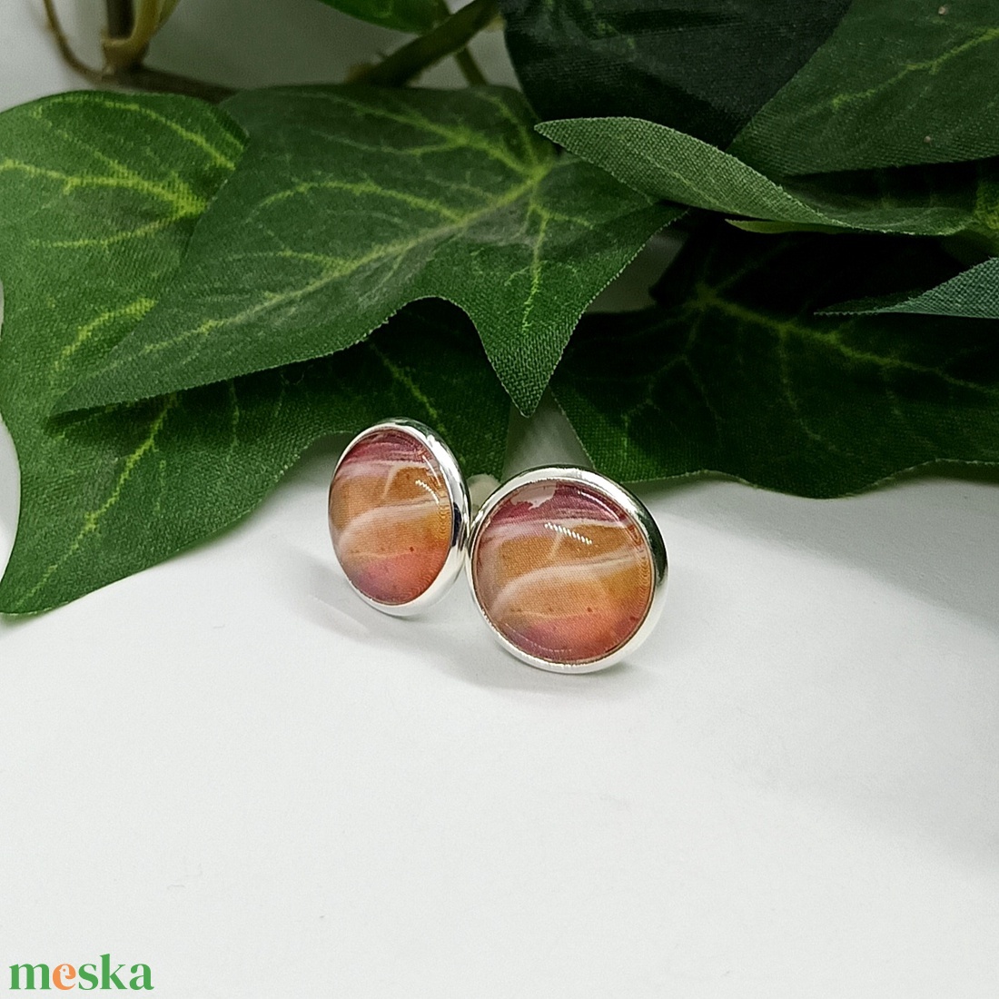 Barna és bézs színű márvány mintás pötty fülbevaló - ékszer - fülbevaló - pötty fülbevaló - Meska.hu