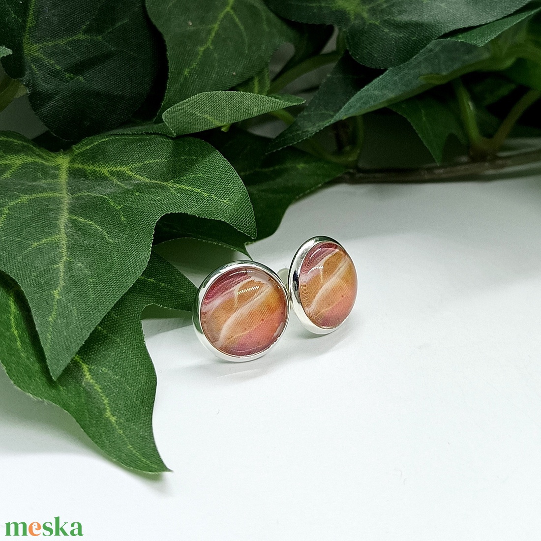 Barna és bézs színű márvány mintás pötty fülbevaló - ékszer - fülbevaló - pötty fülbevaló - Meska.hu