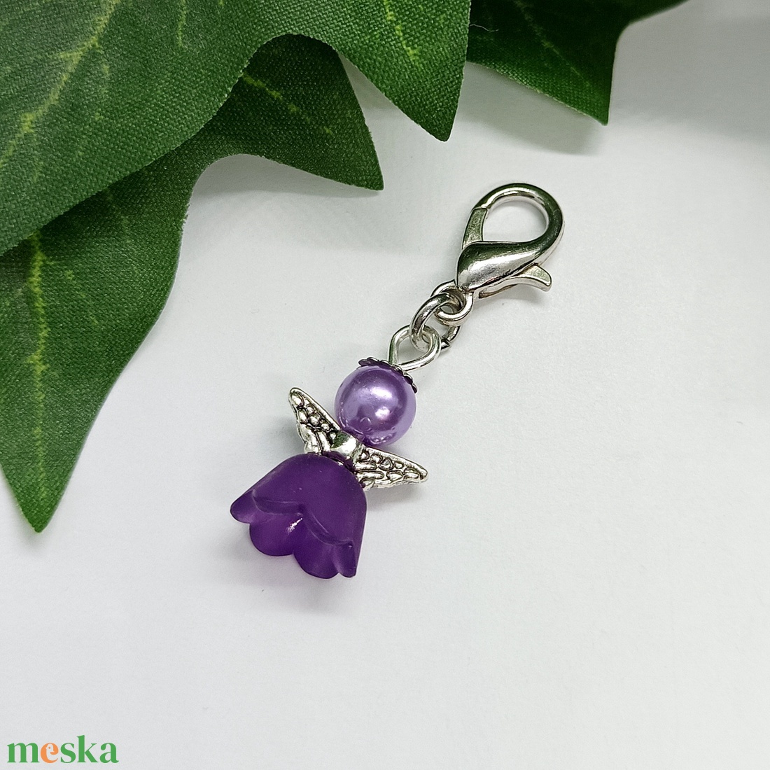 Lila színű angyalka medálos kulcstartó, táskadísz - táska & tok - kulcstartó & táskadísz - táskadísz - Meska.hu Lila színű angyalka medálos kulcstartó, táskadísz - táska & tok - kulcstartó & táskadísz - táskadísz - Meska.hu