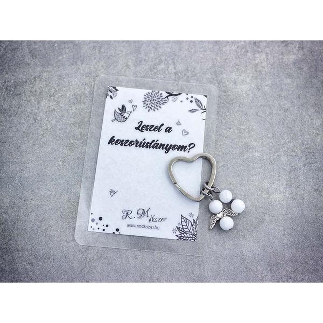 Leszel a koszorúslányom kulcstartó tejkvarccal - esküvő - meghívó & kártya - tanú felkérő - Meska.hu