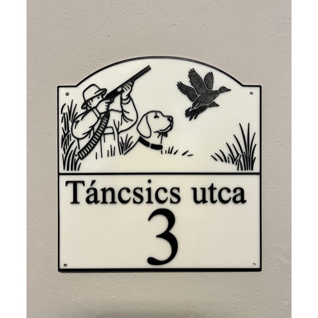 3D Nyomtatott Vadászos Házszámtábla - otthon & életmód - ház & kert - házszám - Meska.hu