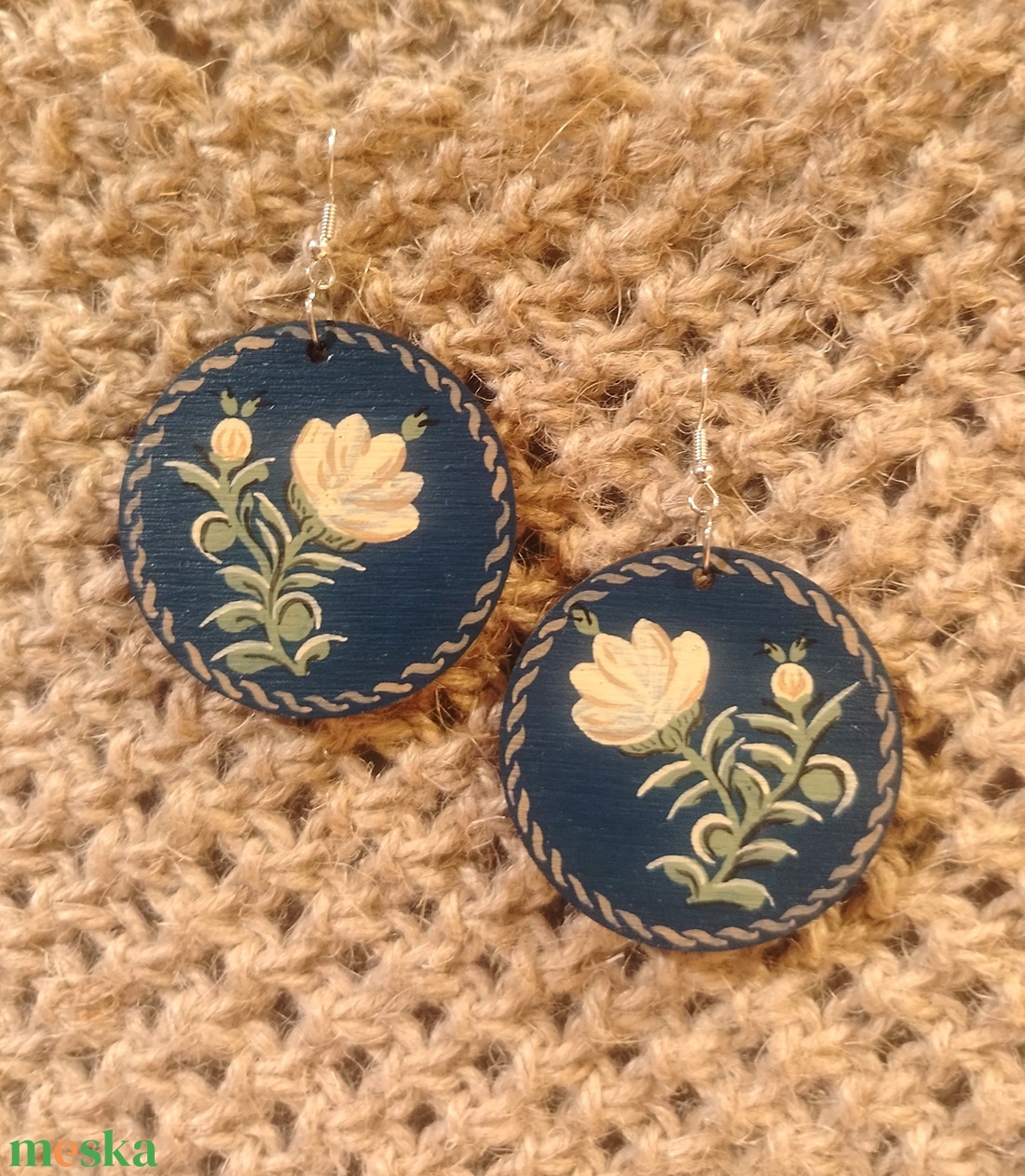 Kézzel festett fülbevaló  - ékszer - fülbevaló - lógós kerek fülbevaló - Meska.hu Kézzel festett fülbevaló  - ékszer - fülbevaló - lógós kerek fülbevaló - Meska.hu