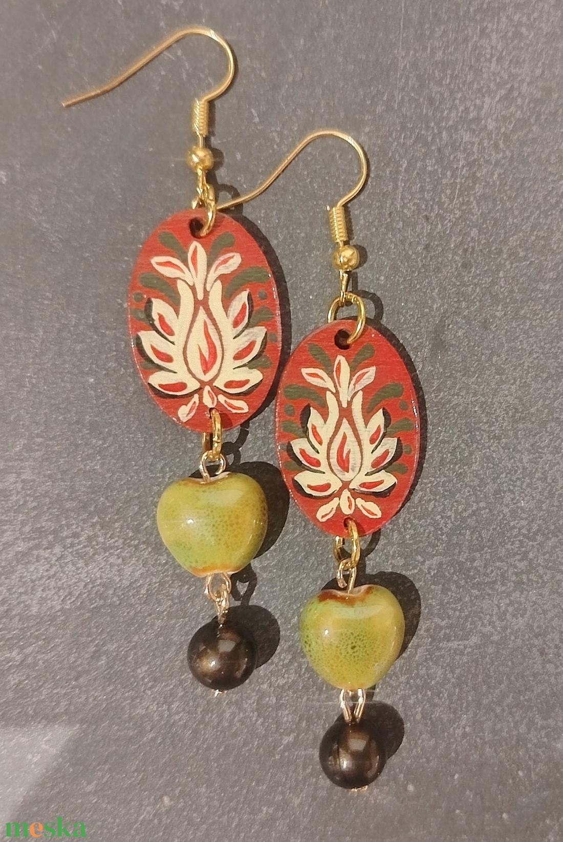 Virágos festett fülbevaló  - ékszer - fülbevaló - lógó fülbevaló - Meska.hu Virágos festett fülbevaló  - ékszer - fülbevaló - lógó fülbevaló - Meska.hu