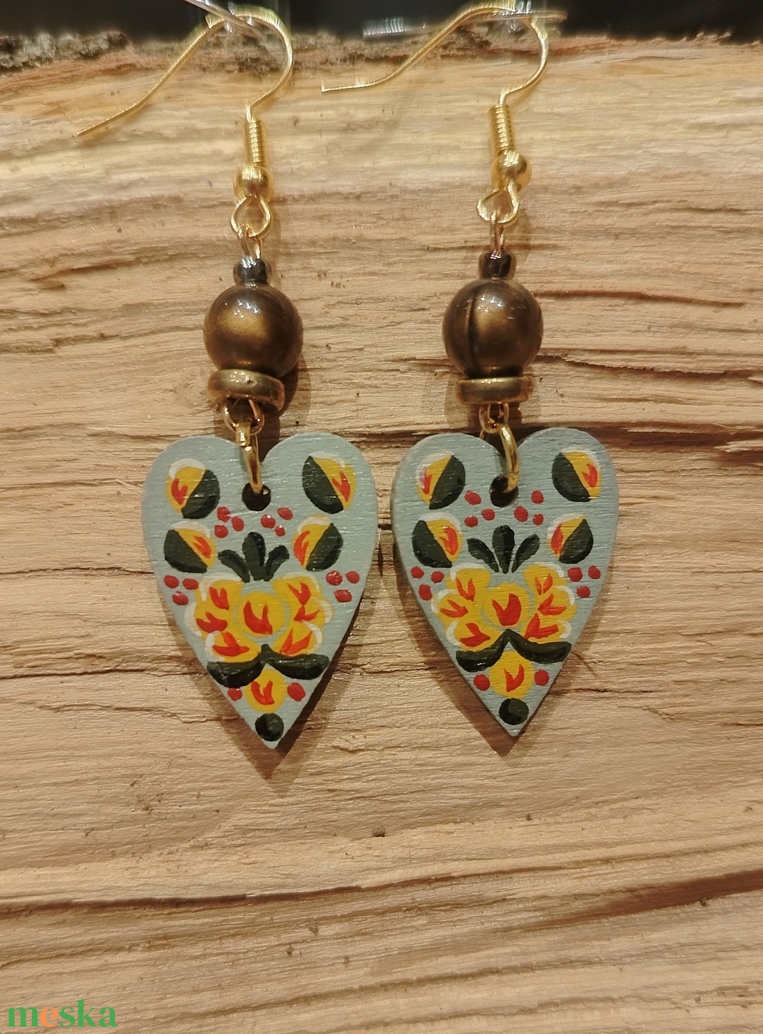 Virágos festett fülbevaló  - ékszer - fülbevaló - lógós kerek fülbevaló - Meska.hu Virágos festett fülbevaló  - ékszer - fülbevaló - lógós kerek fülbevaló - Meska.hu