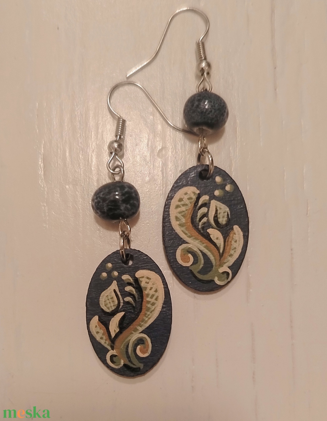 Leveles festett fülbevaló  - ékszer - fülbevaló - lógó fülbevaló - Meska.hu