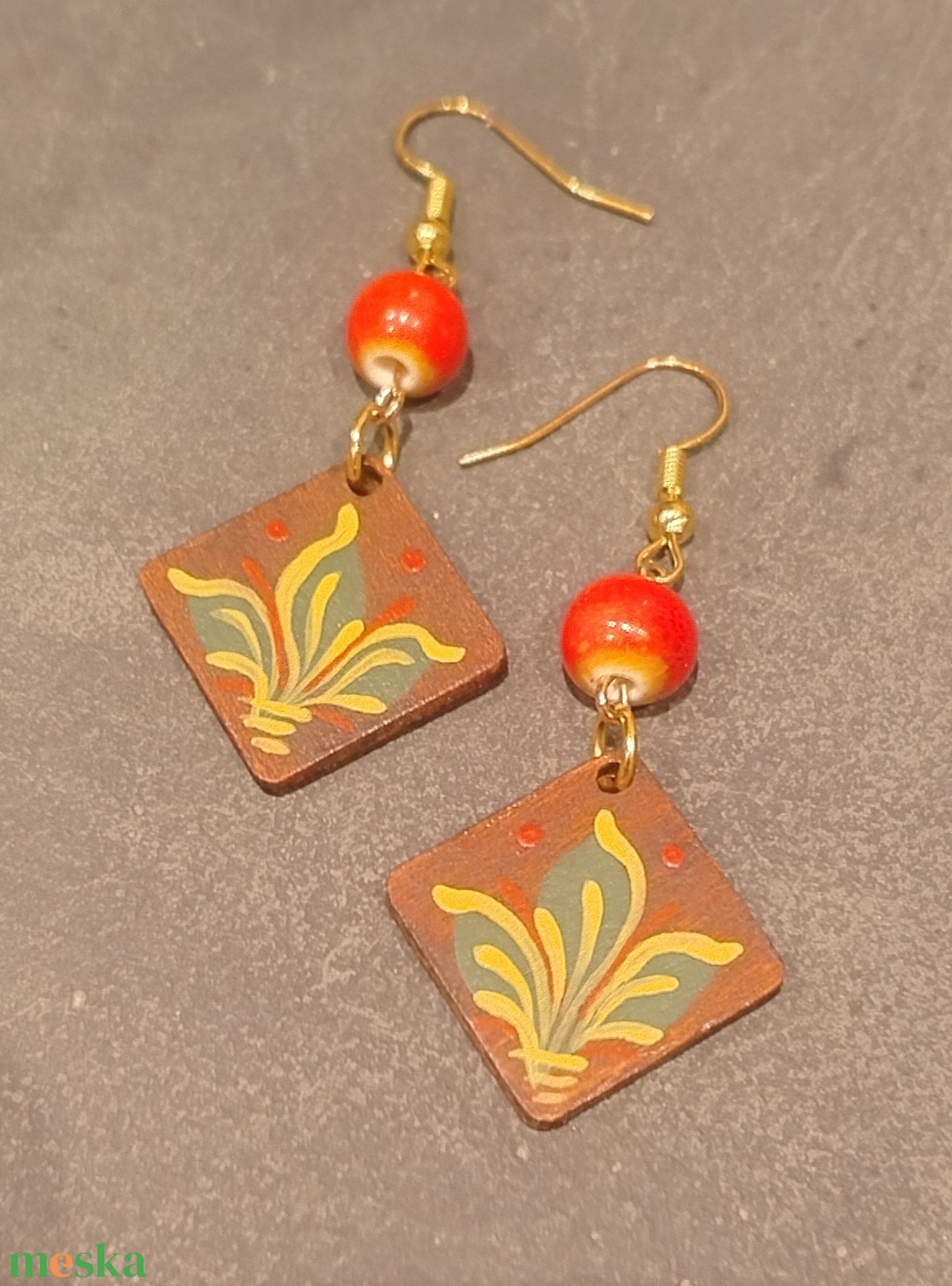 Leveles festett fülbevaló  - ékszer - fülbevaló - lógó fülbevaló - Meska.hu Leveles festett fülbevaló  - ékszer - fülbevaló - lógó fülbevaló - Meska.hu