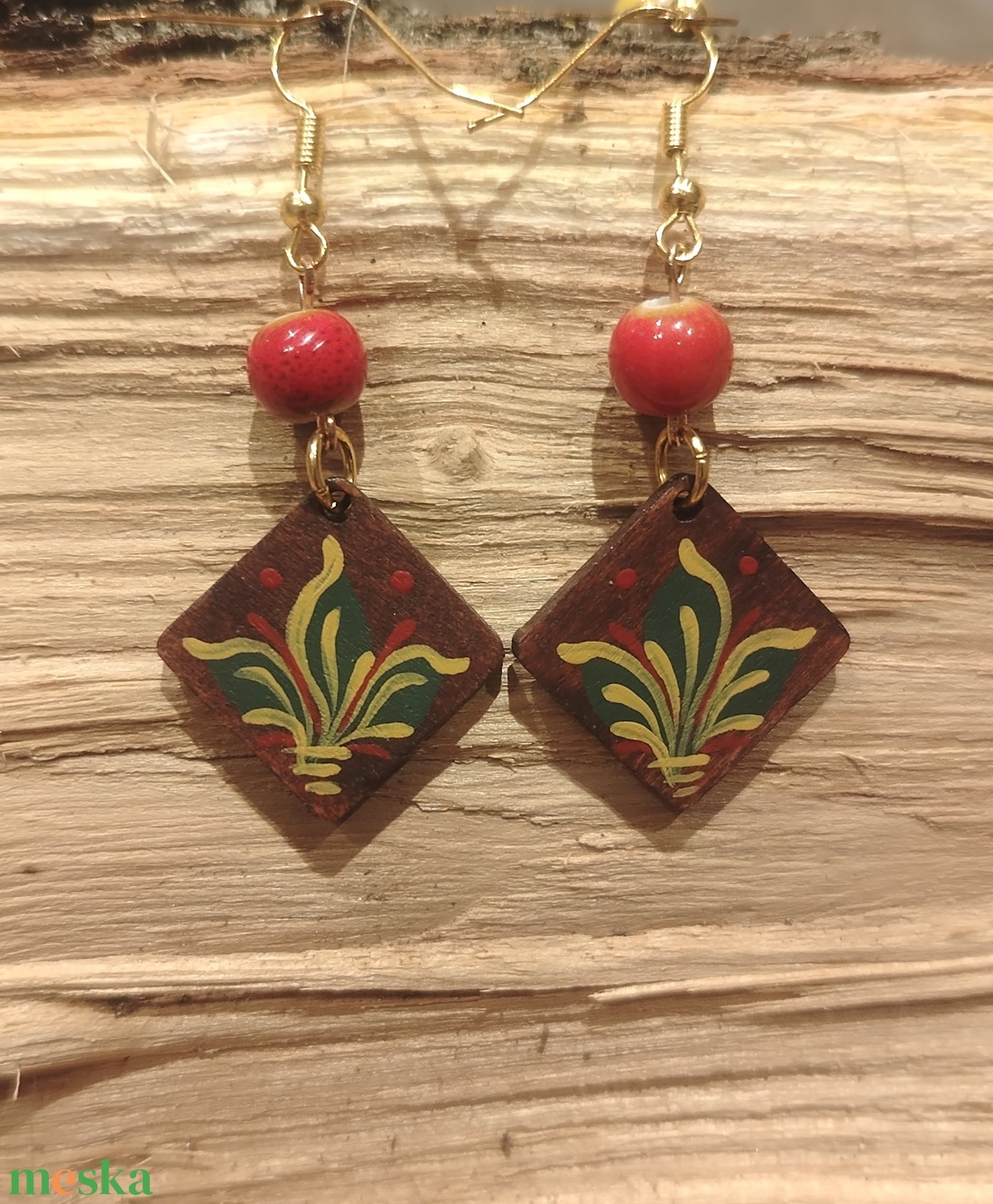 Leveles festett fülbevaló  - ékszer - fülbevaló - lógó fülbevaló - Meska.hu Leveles festett fülbevaló  - ékszer - fülbevaló - lógó fülbevaló - Meska.hu